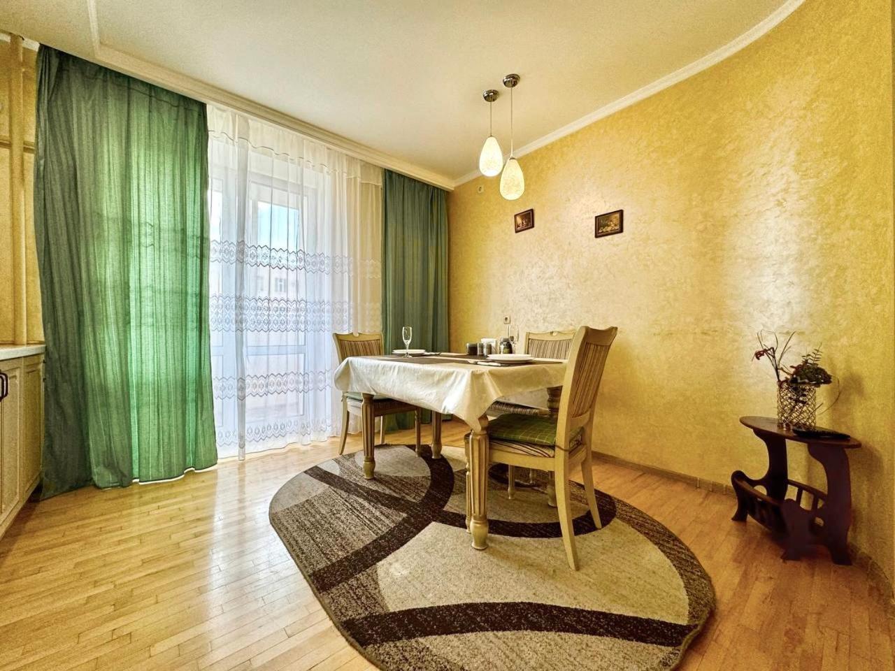 Apartpoltava Вишукані Просторі Апартаменти, Аграрний Університет, Звітна Документація Екстер'єр фото